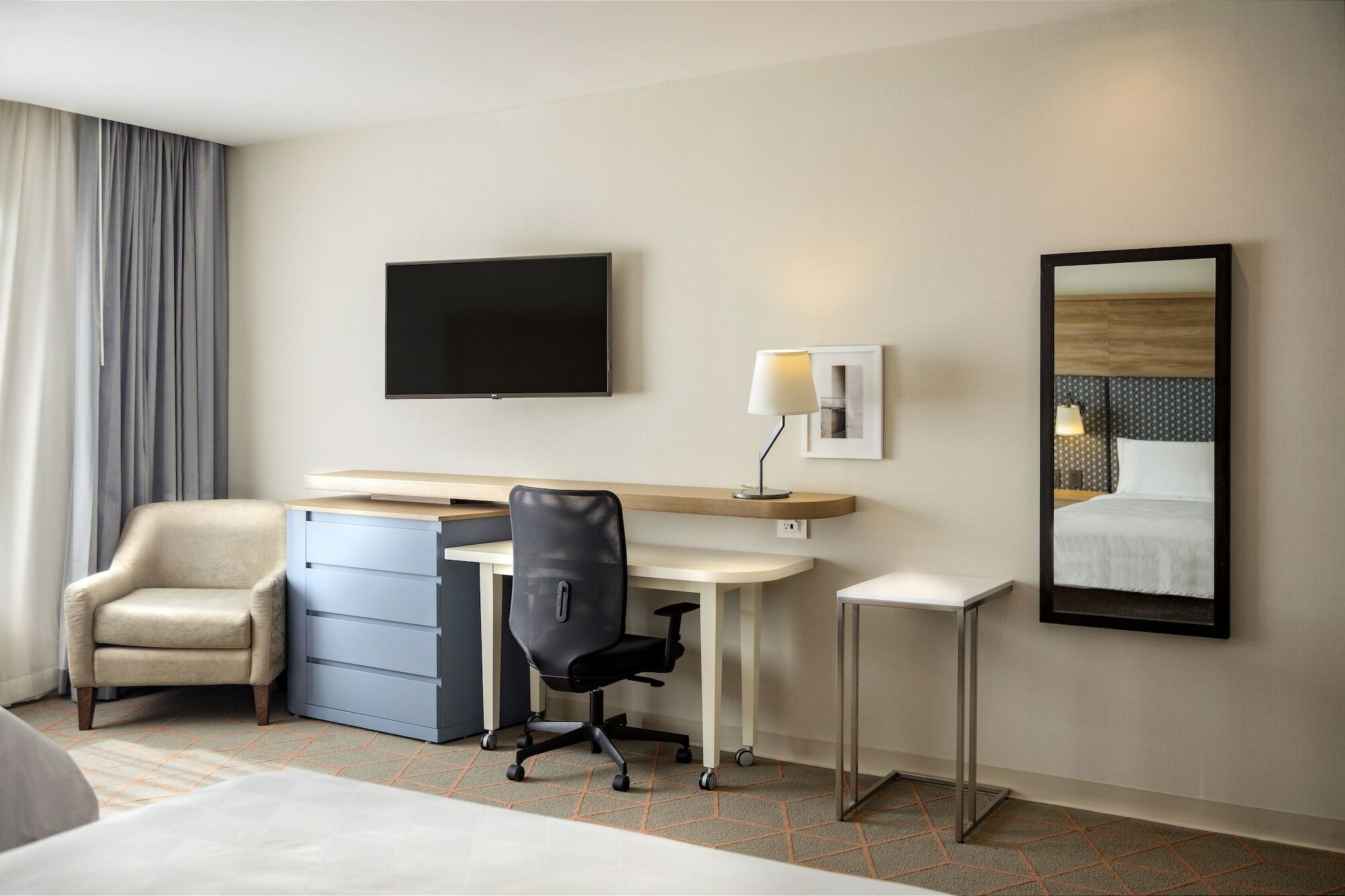 Hotel & - By Ihg 4*